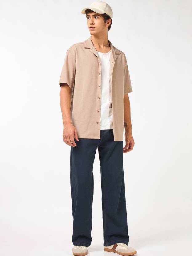 Men Oversized Fit Solid Spread Collar Casual Shirt - Image 3